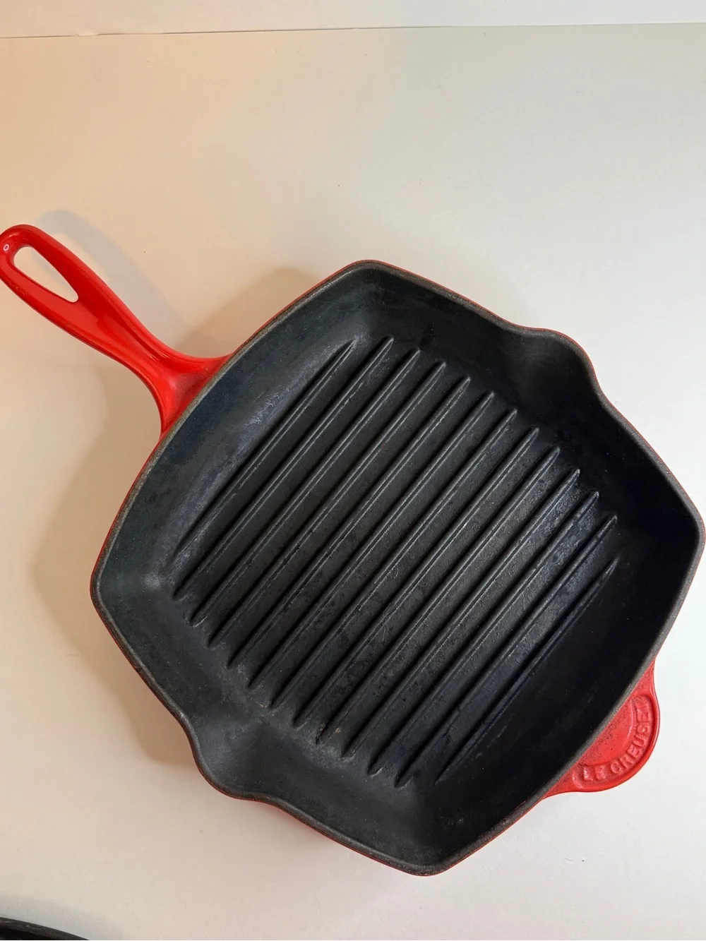 Le Creuset heavy duty